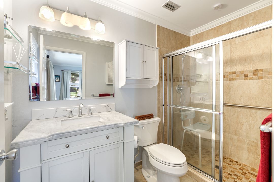 561 Palm View Dr, Naples, FL 34110