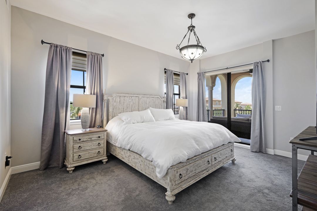 23191 Fashion Dr, Estero, FL 33928