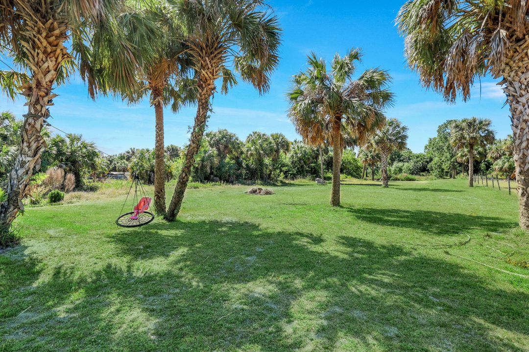 3460 20th Ave NE, Naples, FL 34120