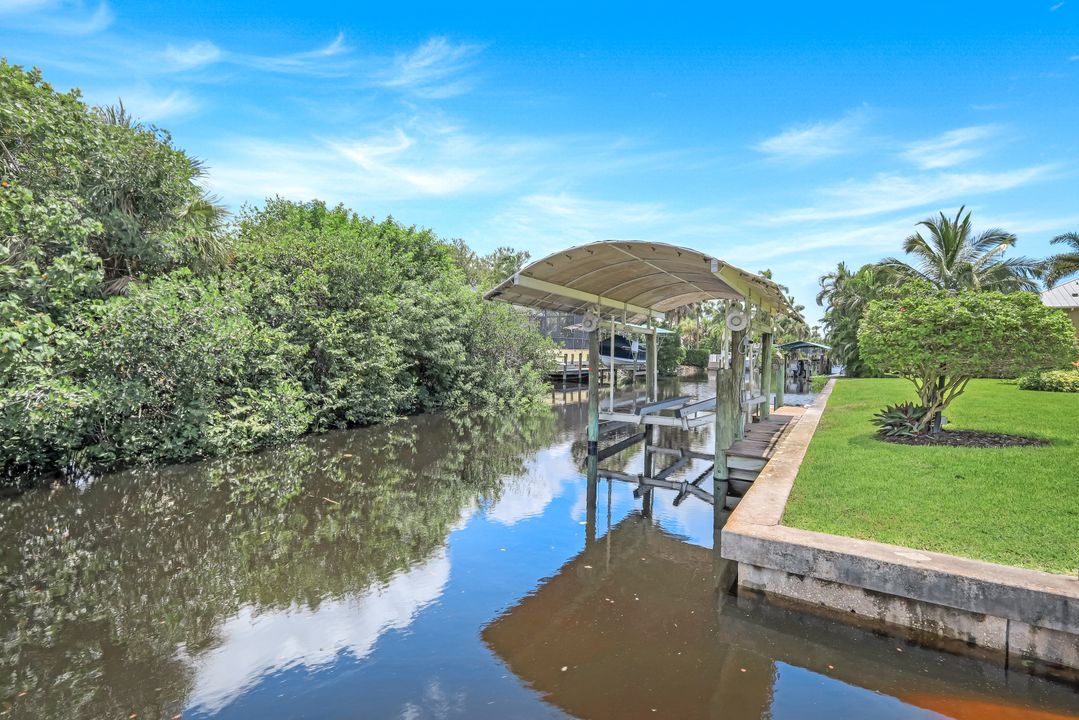 27081 Harbor Dr, Bonita Springs, FL 34135