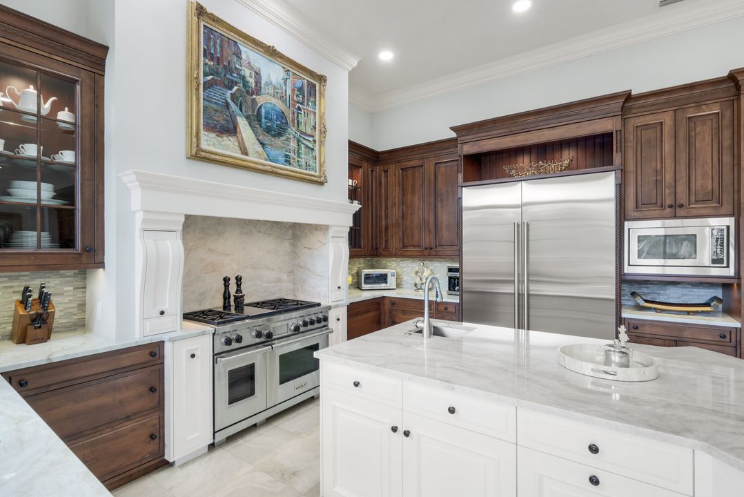 22121 Shallowater Ln, Bonita Springs, FL 34135