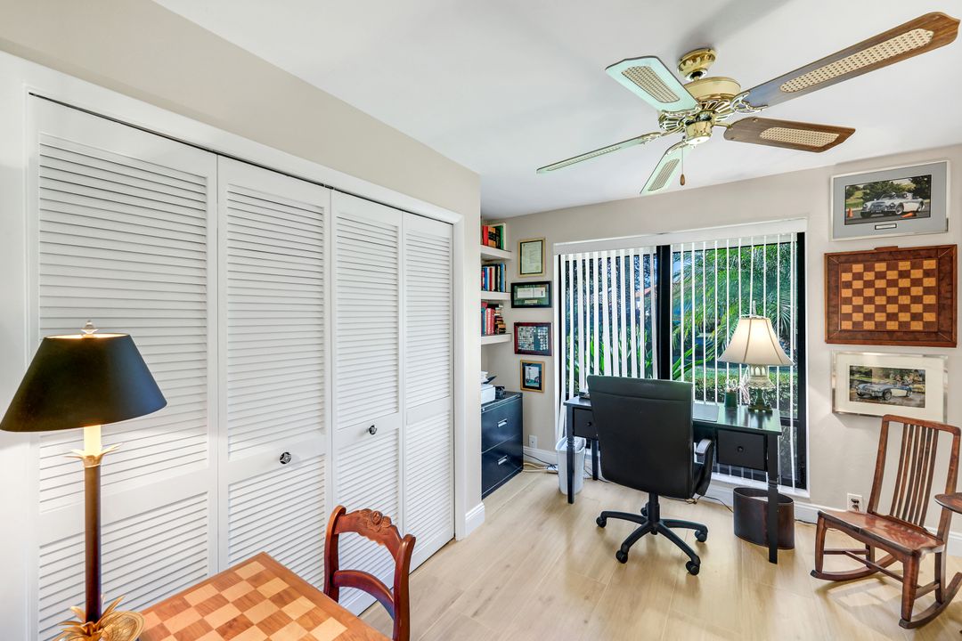 11510 Tanager Ct, Naples, FL 34119