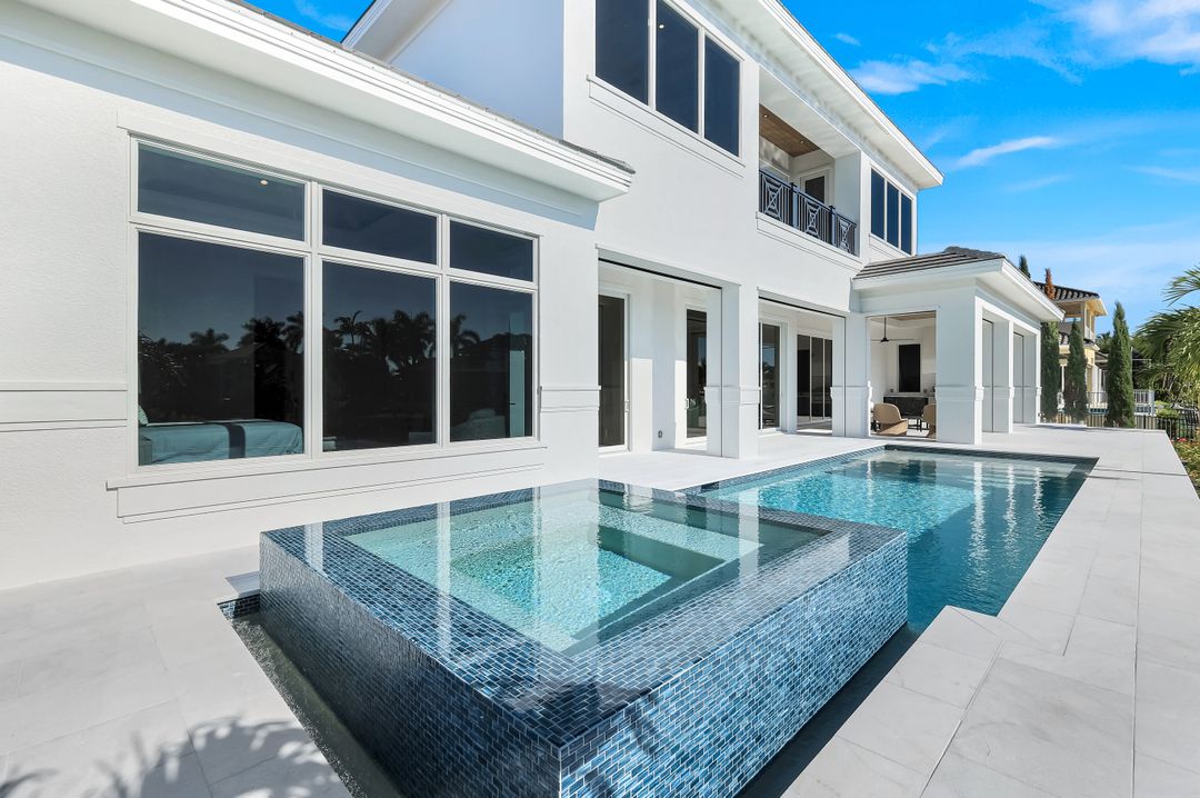 713 Nautilus Ct, Marco Island, FL 34145