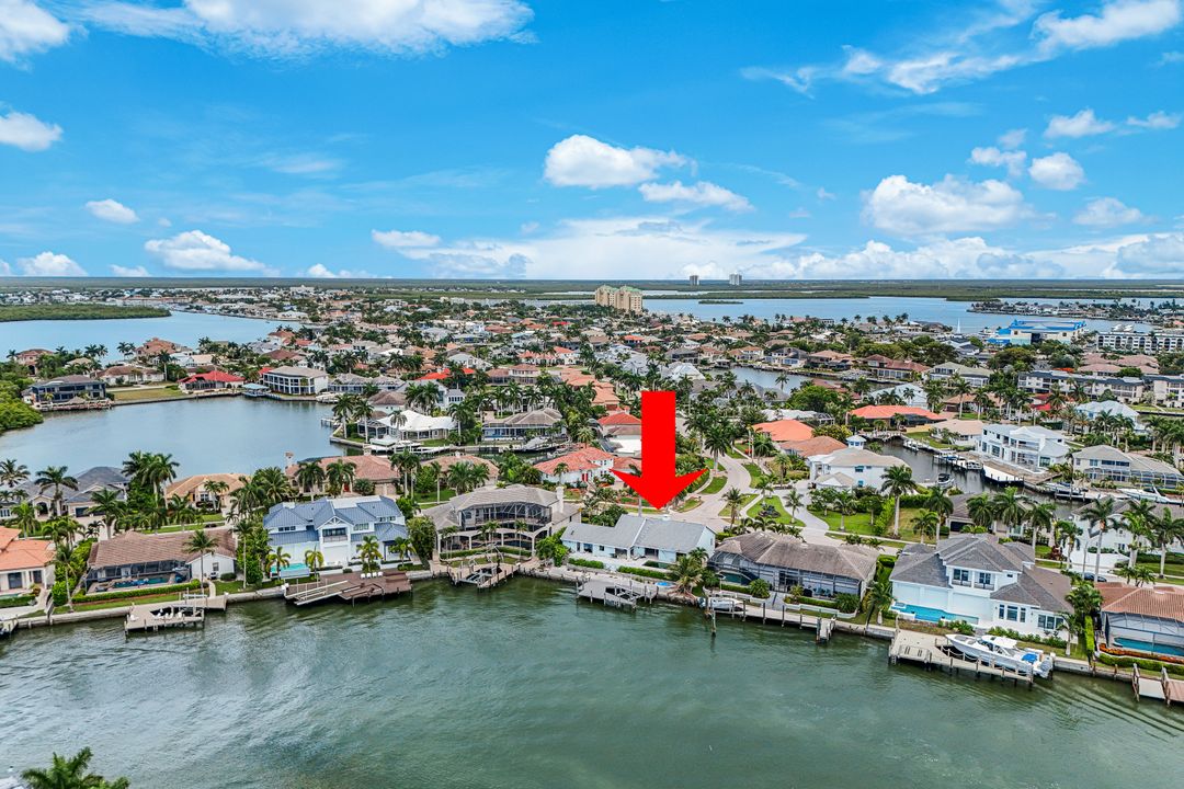 701 Rockport Ct, Marco Island, FL 34145