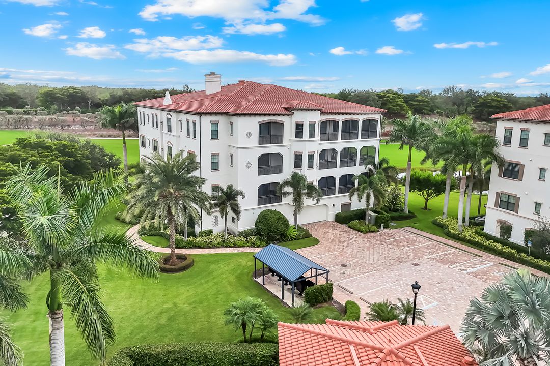 16452 Carrara Way #301, Naples, FL 34110