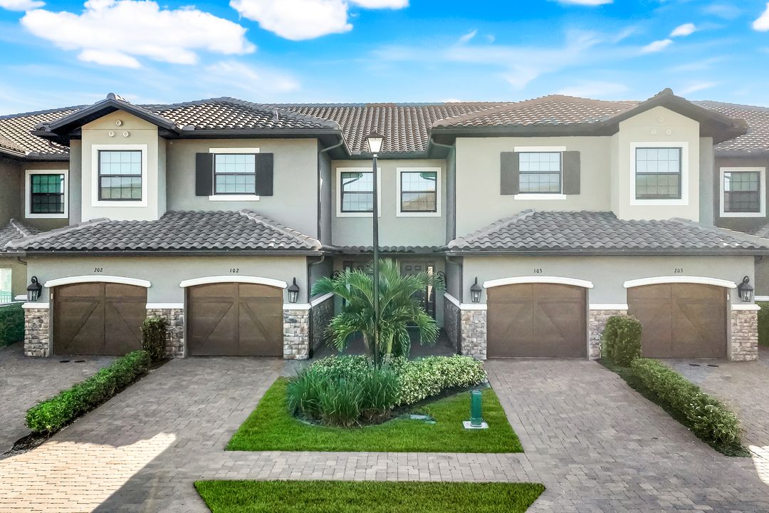 9641 Montelanico Loop #103, Naples, FL 34119