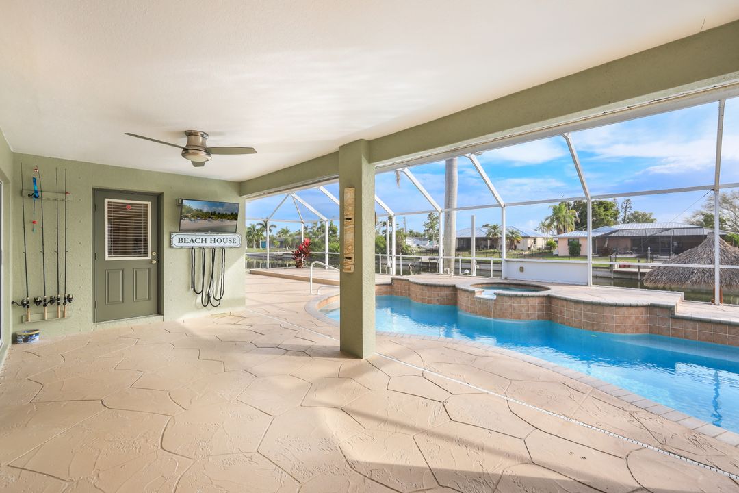 3325 SW 5th Pl, Cape Coral, FL 33914
