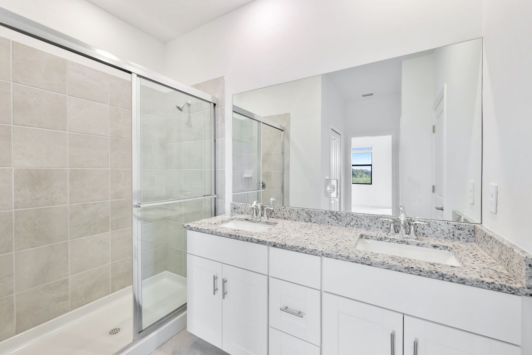 14273 Pine Lodge Ln, Fort Myers, FL 33913