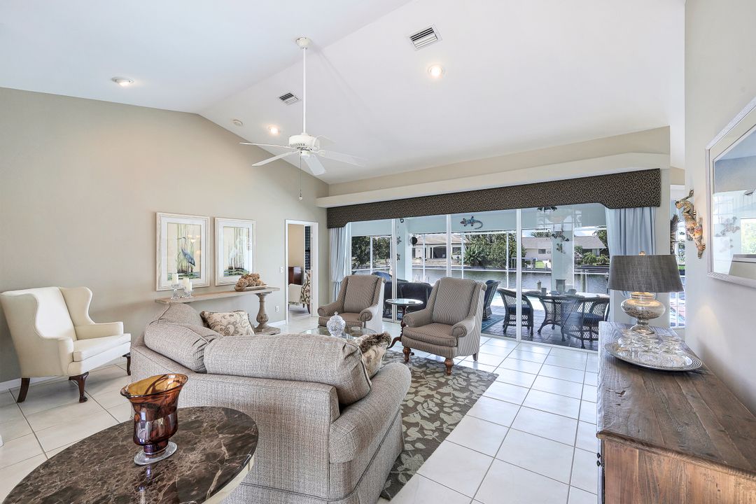 2237 SW 50th St, Cape Coral, FL 33914