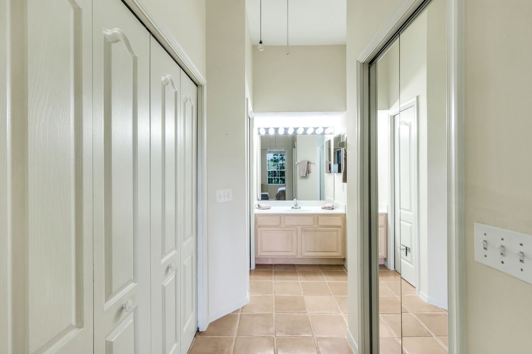 15117 Royal Fern Ln N #201, Naples, FL 34110