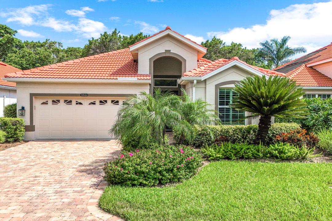 8844 Ventura Way, Naples, FL 34109