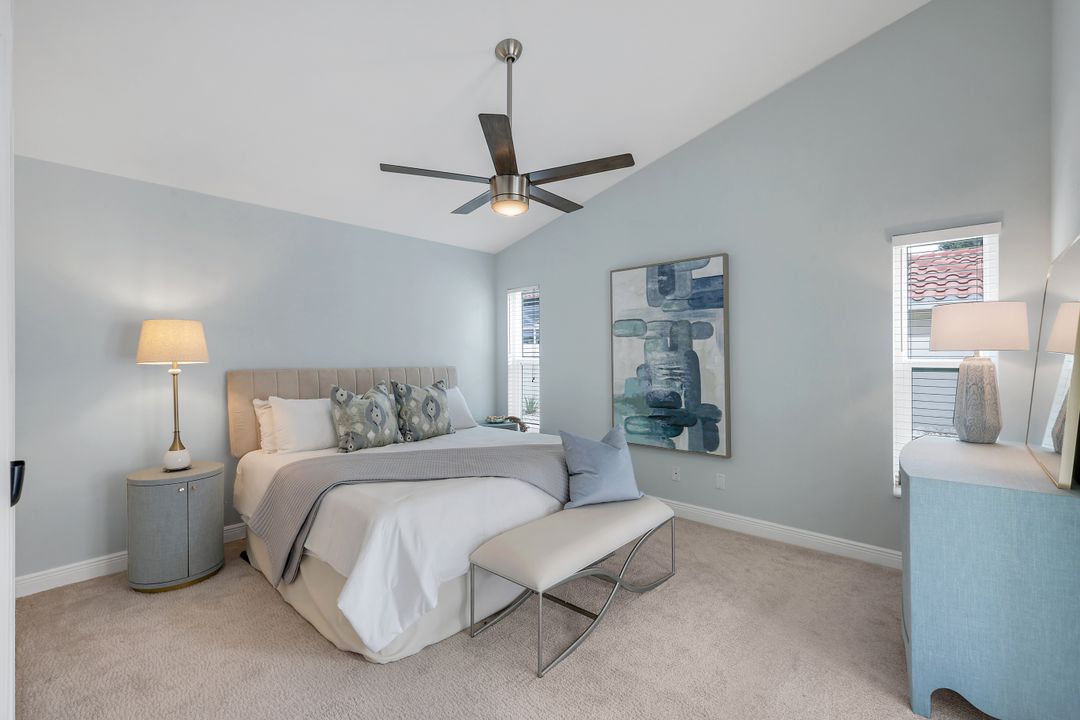 11054 Linnet Ln, Naples, FL 34119