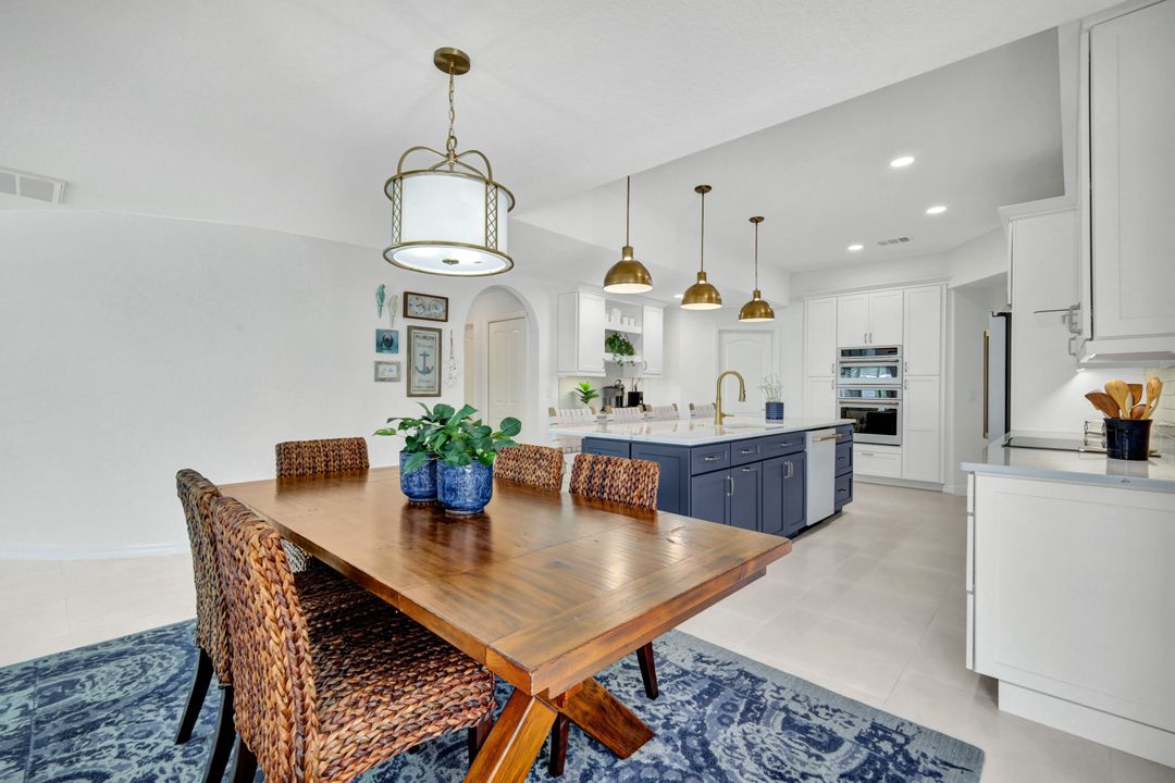 2310 SW 43rd Terrace, Cape Coral, FL 33914