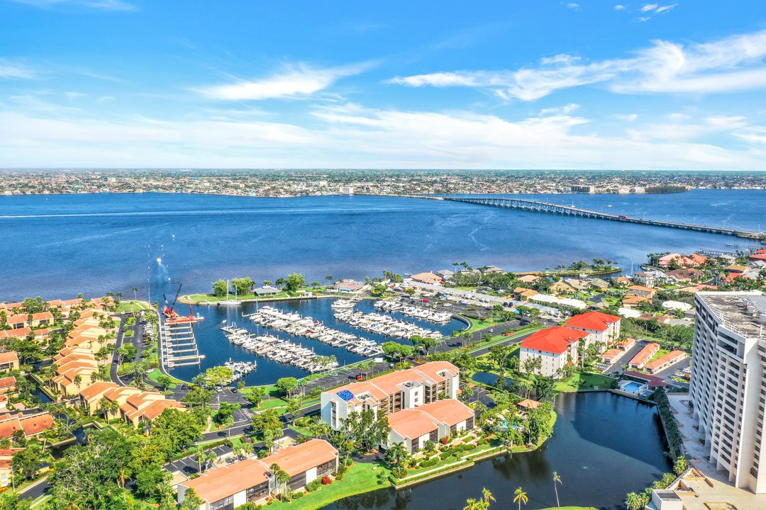 5260 S Landings Dr #809, Fort Myers, FL 33919