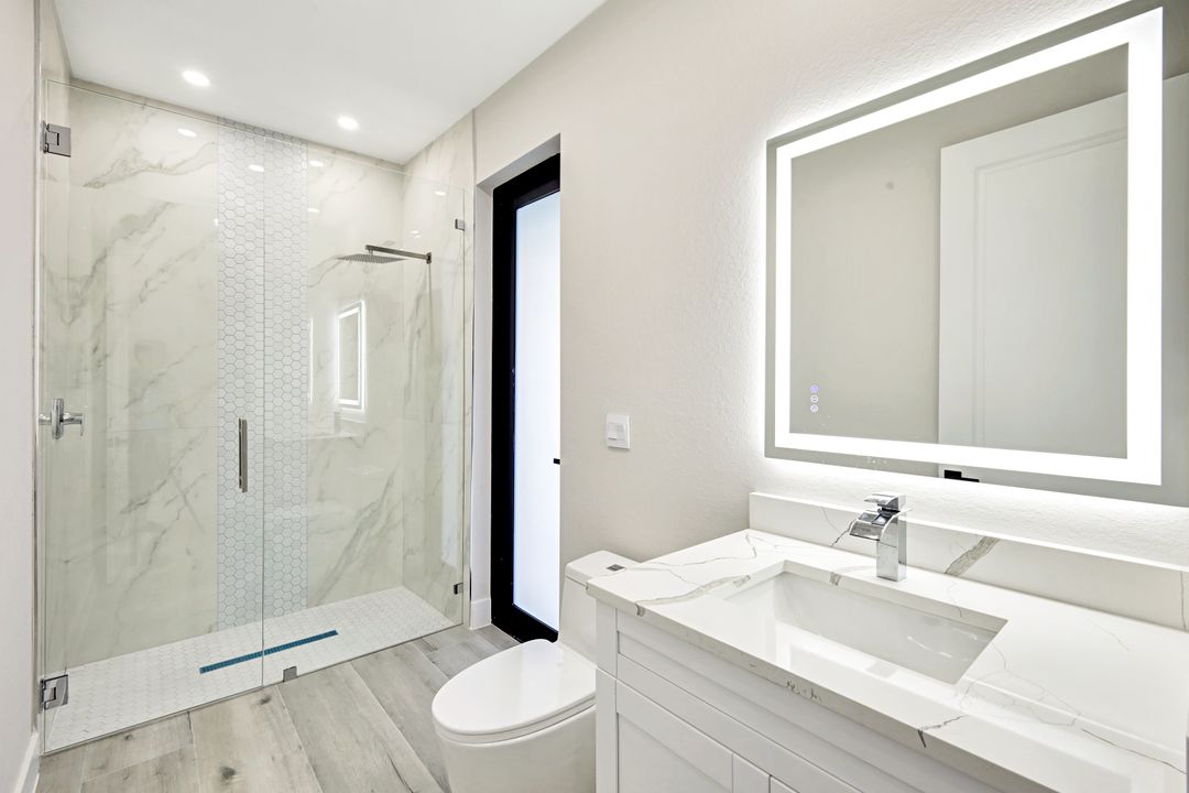 1020 NW 33rd Pl, Cape Coral, FL 33993