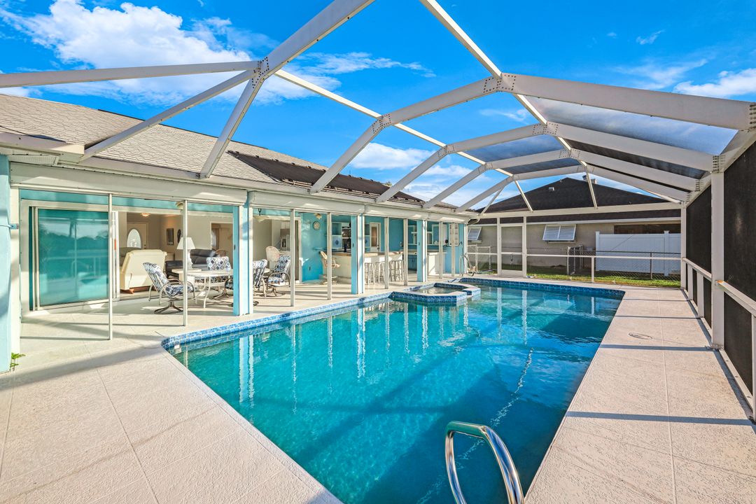 3034 SE 10th Pl, Cape Coral, FL 33904