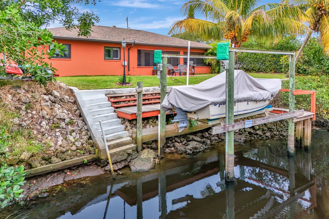 27065 Belle Rio Dr, Bonita Springs, FL 34135