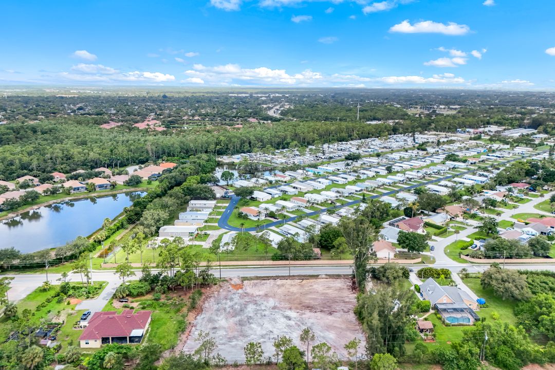 10451 Shangrila Rd, Bonita Springs, FL 34135