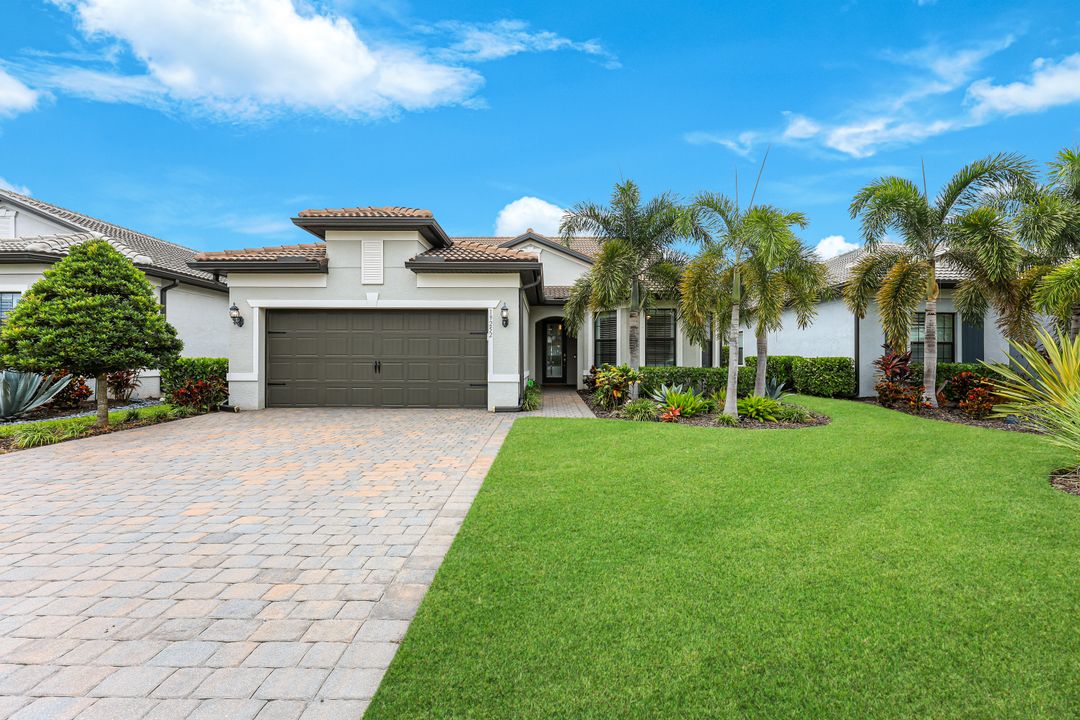 19252 Aqua Shore Dr, Fort Myers , FL 33913