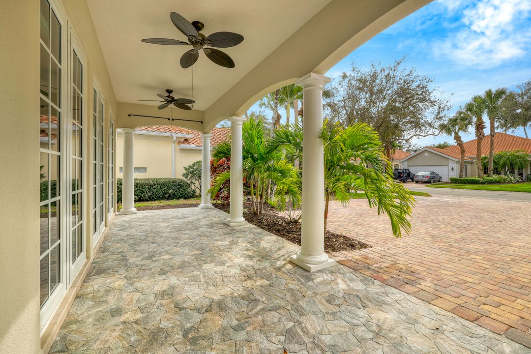 2885 Hatteras Way, Naples, FL 34119