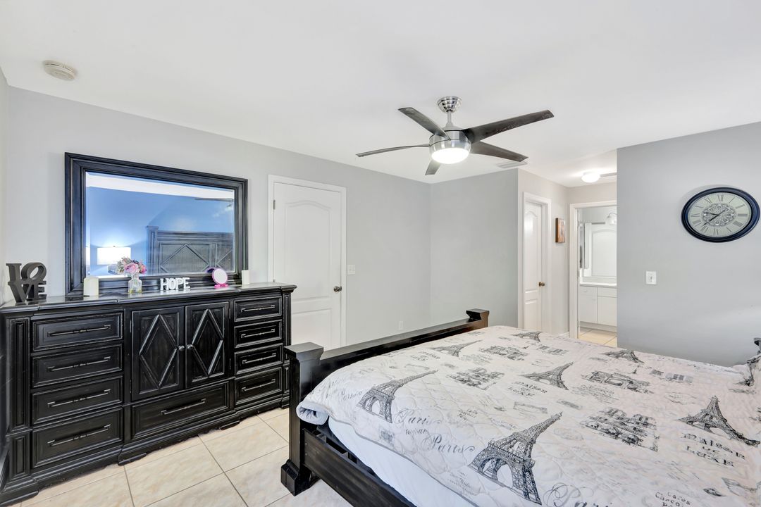 1206 NE 5th Ave, Cape Coral, FL 33909