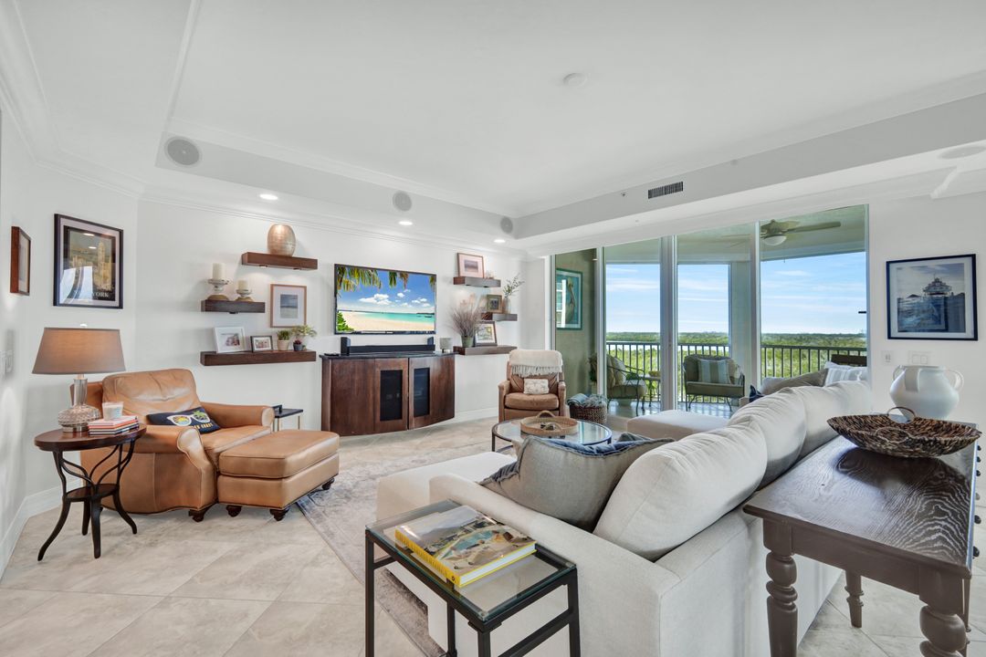 295 Grande  Way  #306, Naples, FL 34110