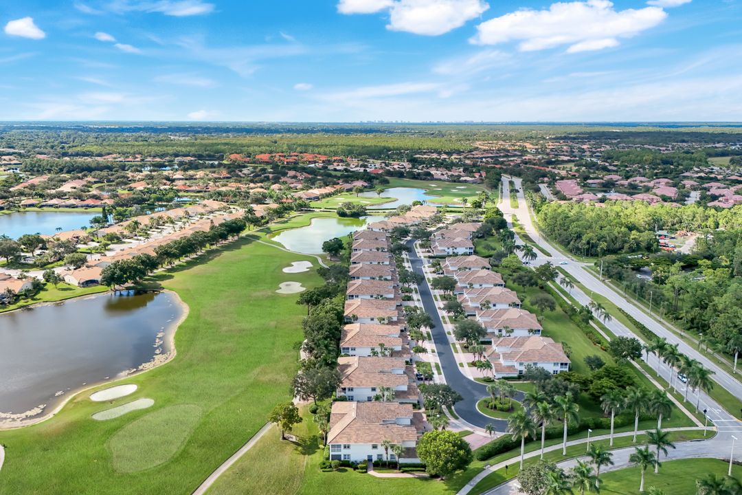 6875 Ascot Dr #102, Naples, FL 34113