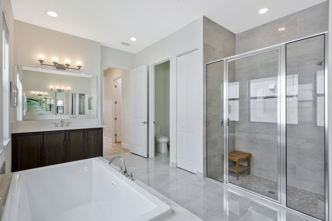 20897 Thistle Leaf Ln, Estero, FL 33928