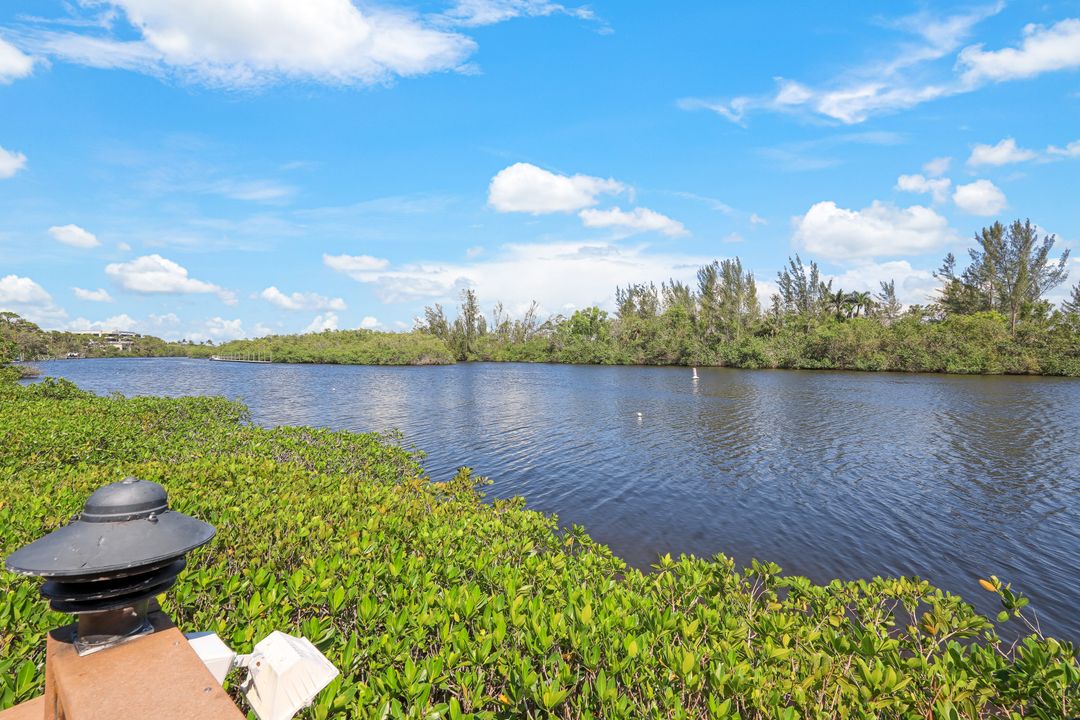 27820 Riverwalk Way, Bonita Springs, FL 34134