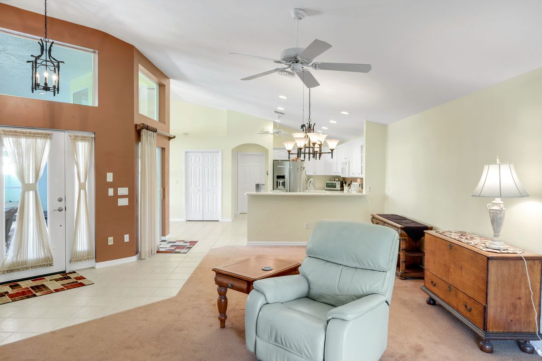 1201 Jardin Dr, Naples, FL 34104