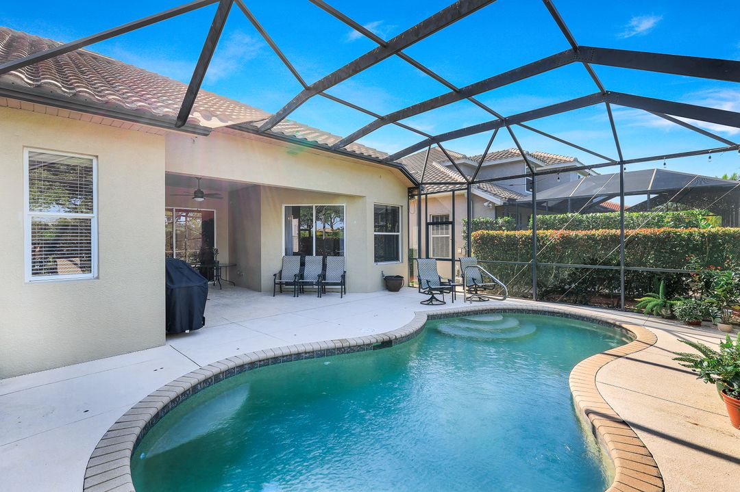 20626 Torre Del Lago St, Estero, FL 33928