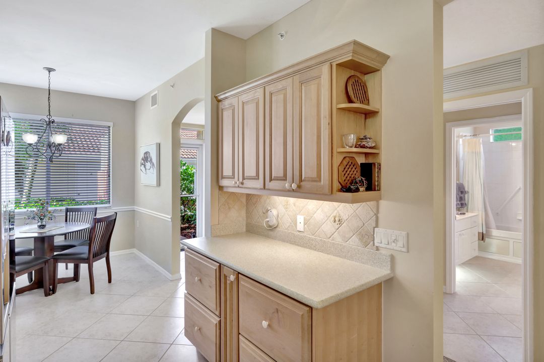 2395 Bayou Ln #01, Naples, FL 34112