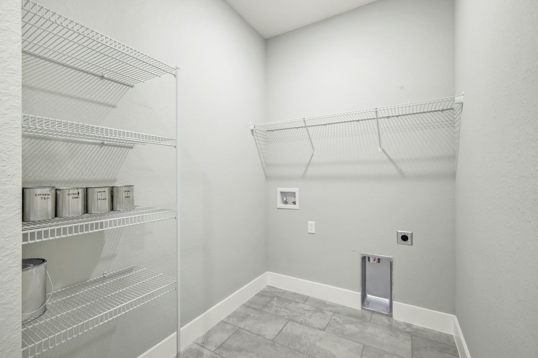 421 NE 19th Terrace, Cape Coral, FL 33909