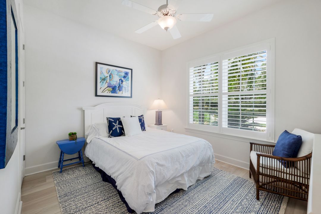 9578 Coquina Cir, Naples, FL 34120