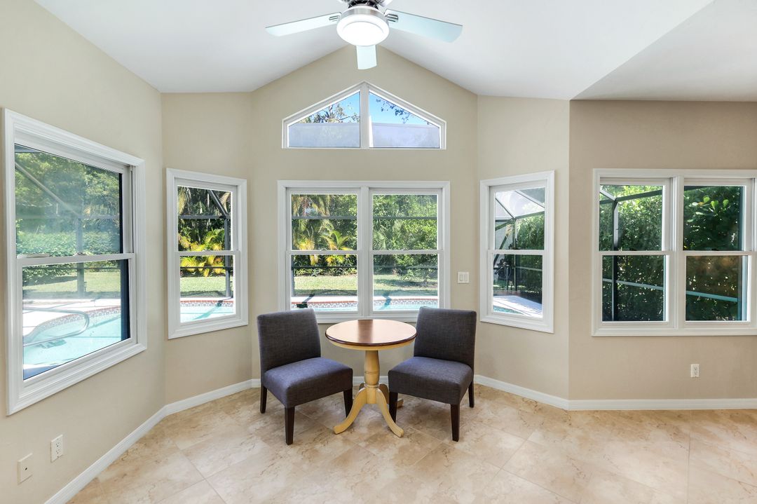 547 Cormorant Cove, Naples, FL 34113