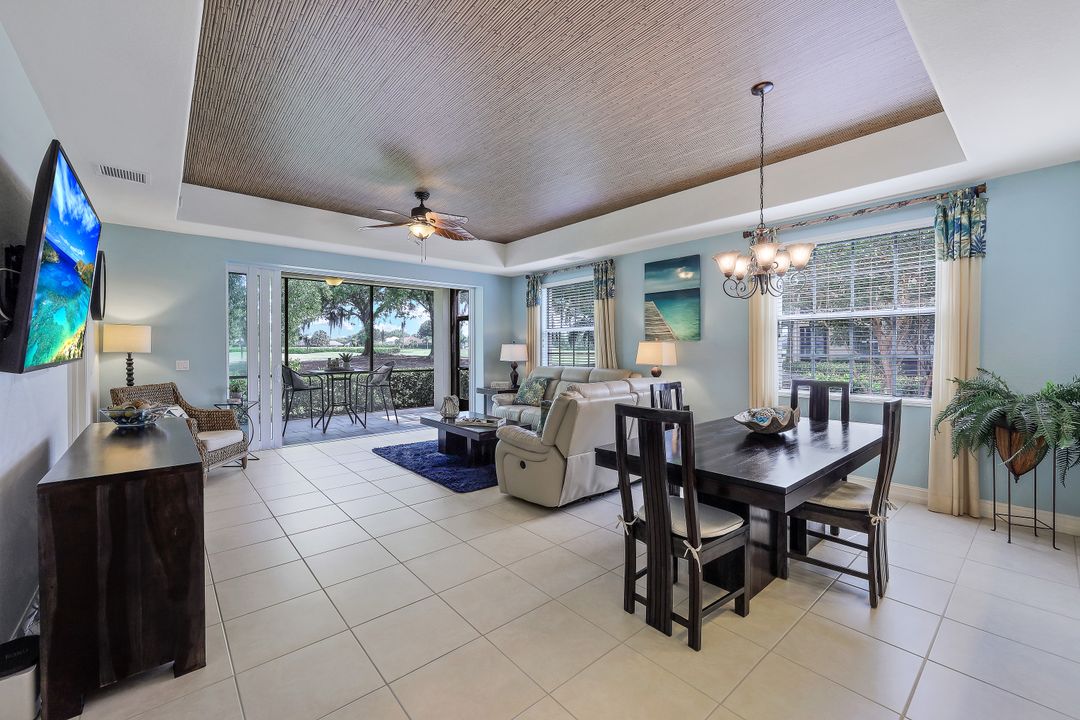 8649 Champions Point #1202, Naples, FL 34113