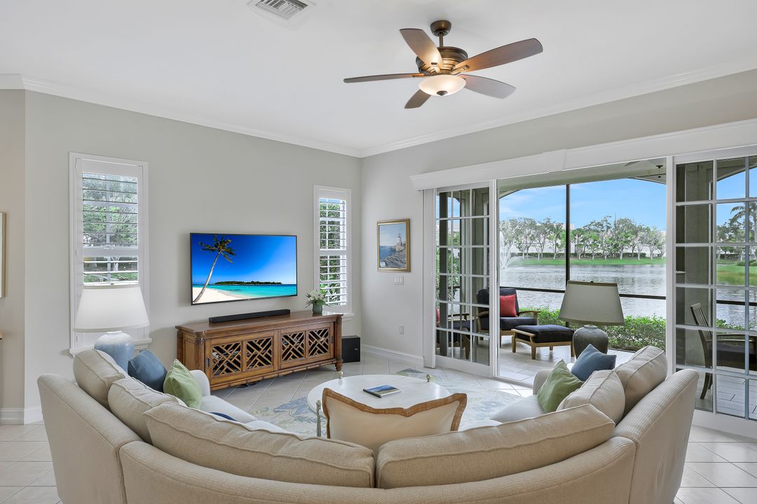 5012 Maxwell Cir #101, Naples, FL 34105