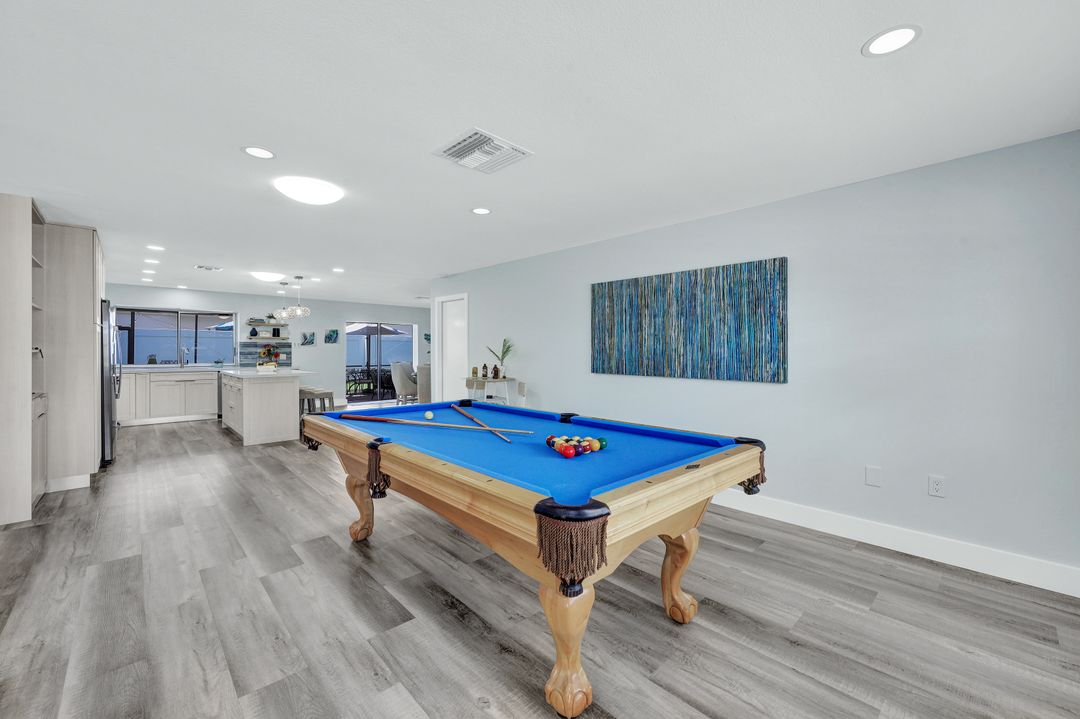 318 Castaways St, Marco Island, FL 34145