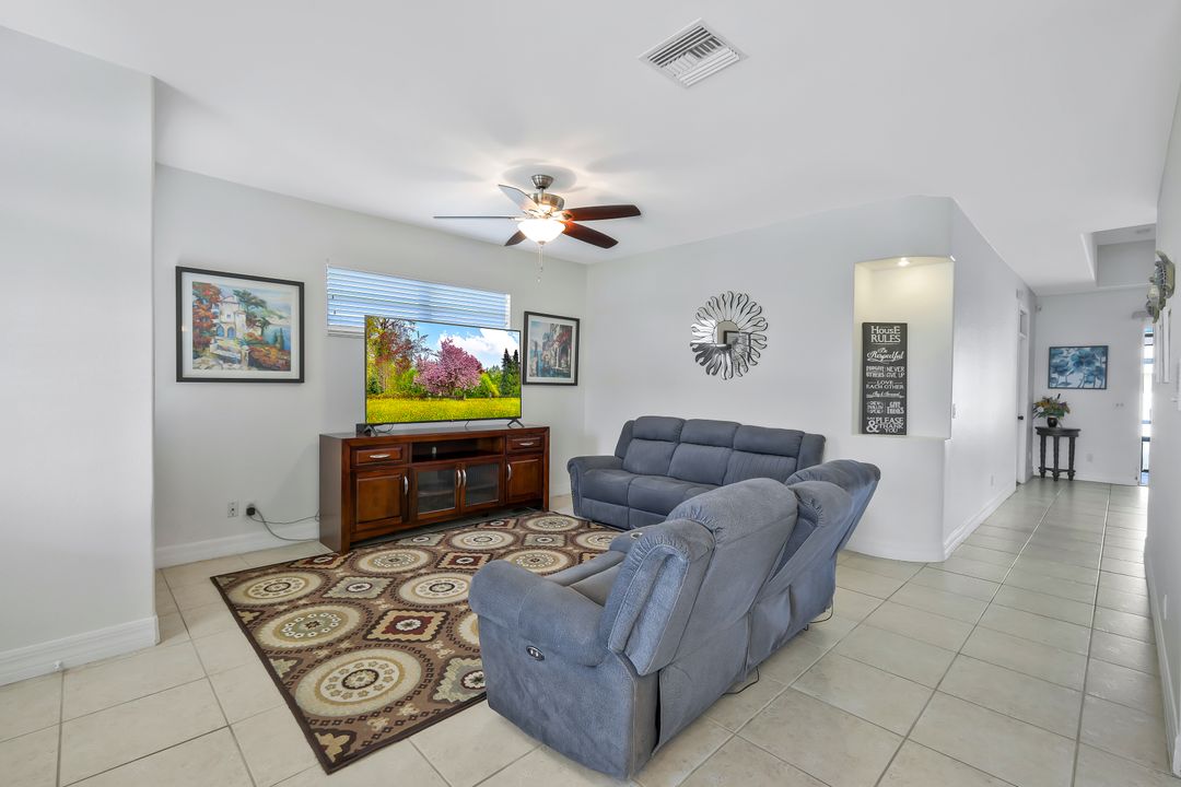 3116 SW 16th Pl, Cape Coral, FL 33914