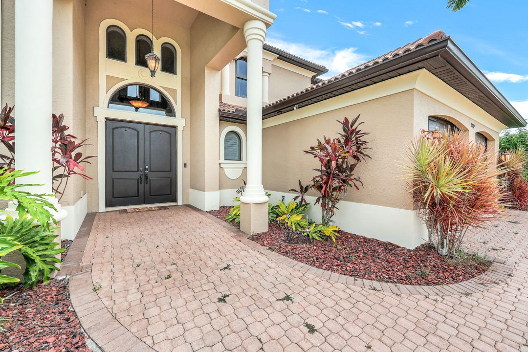 2802 SW 34th Terrace, Cape Coral, FL 33914
