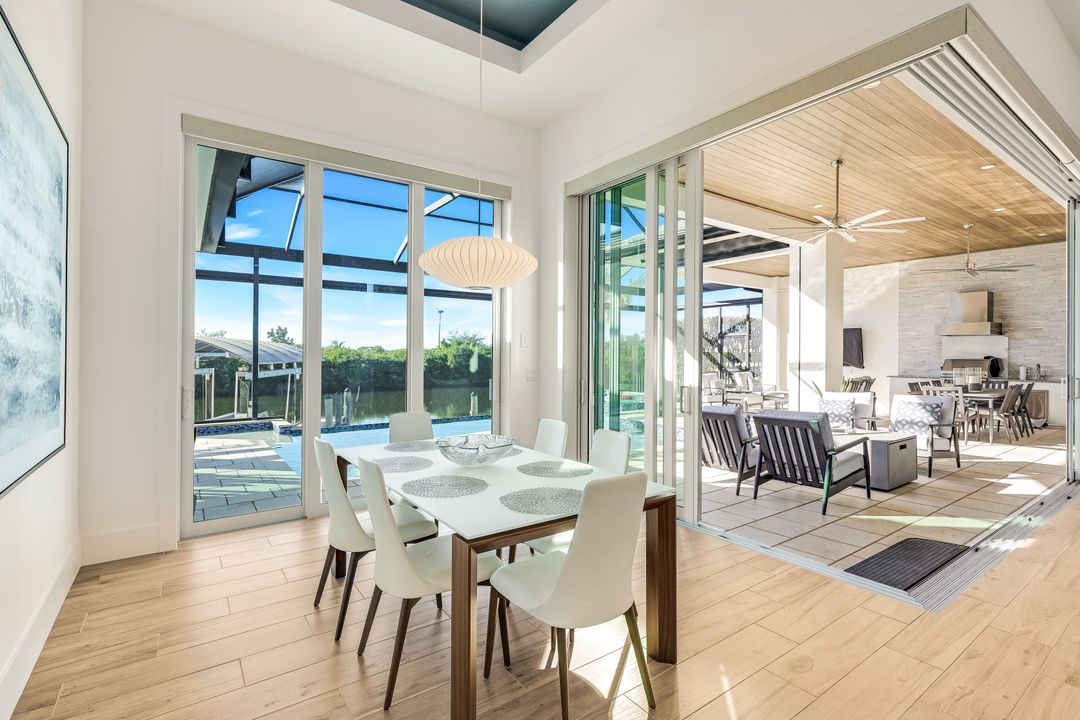 428 SW 39th Ave, Cape Coral, FL 33991