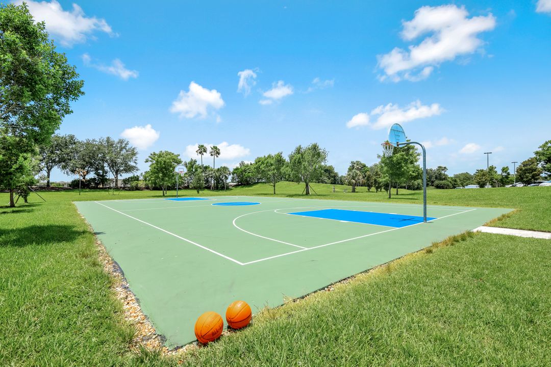 3272 Altimira Dr, Fort Myers, FL 33905