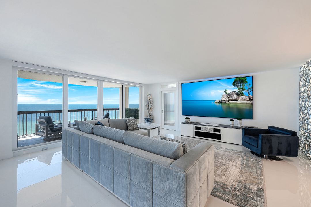 4551 Gulf Shore Blvd N #1003, Naples, FL 34103