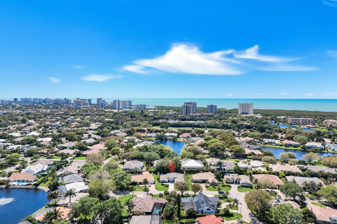 812 Tallow Tree Ct, Naples, FL 34108