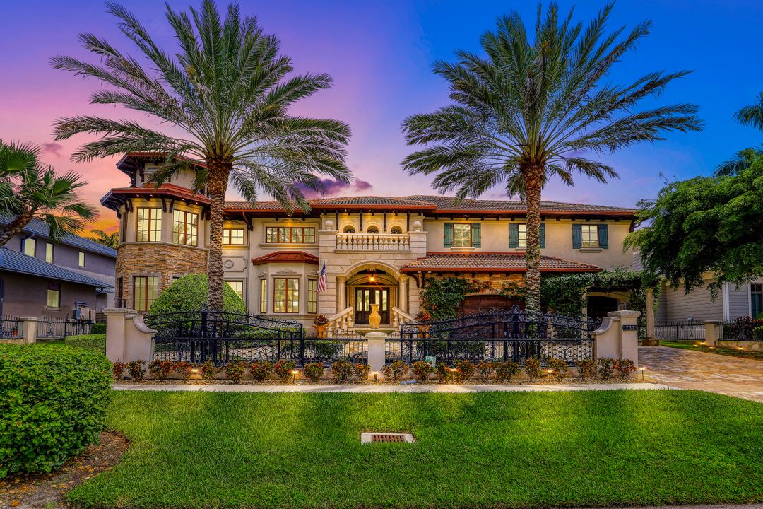 737 Plantation Ct, Marco Island, FL 34145