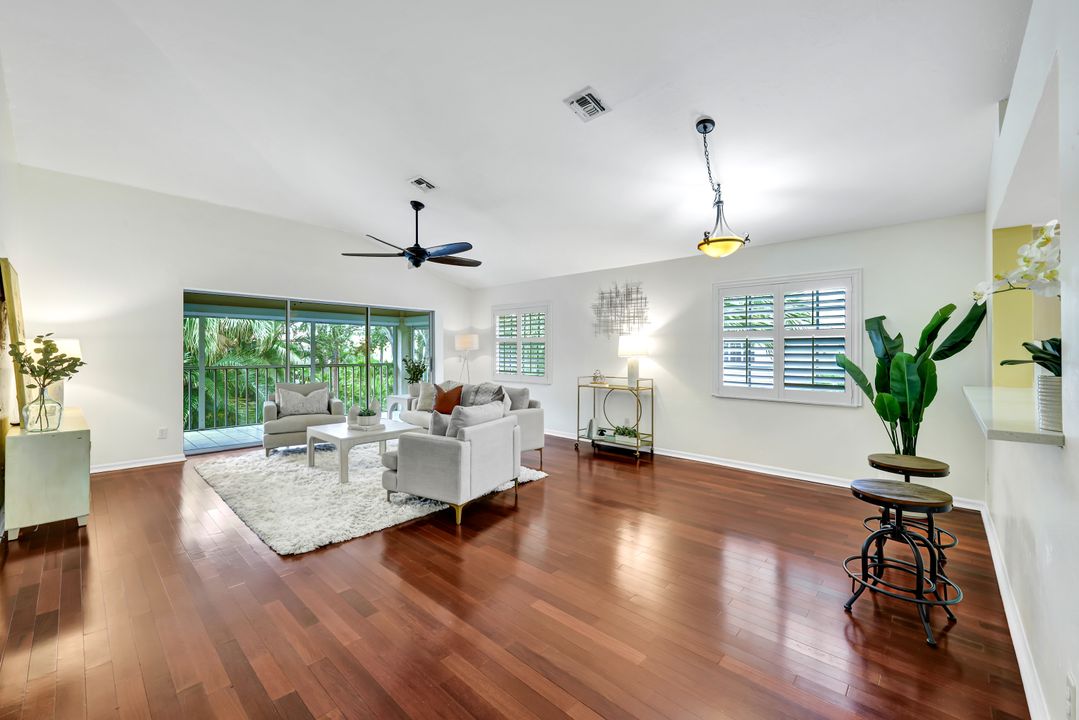 2811 Aintree Ln  #E204, Naples, FL 34112