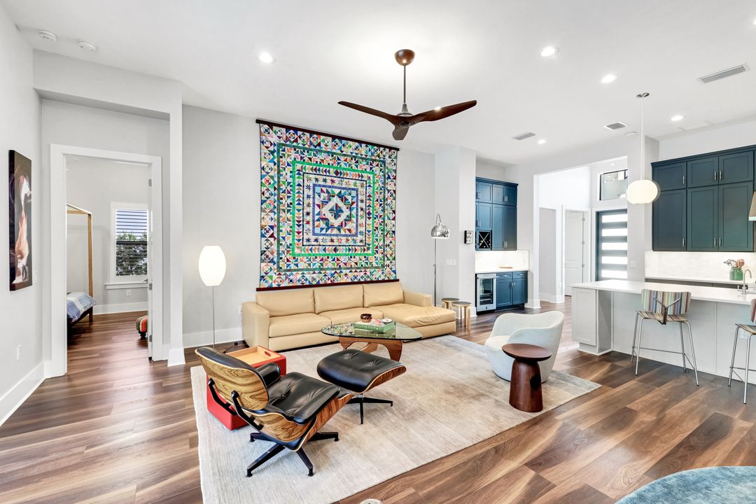 16249 Verilyn Cir, Naples, FL 34110