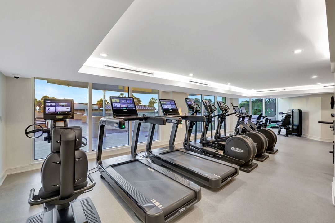 8111 Bay Colony Dr #1102, Naples, FL 34108