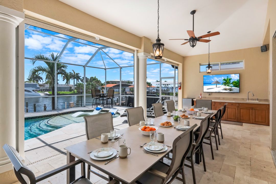 5929 SW 1st Ct, Cape Coral, FL 33914