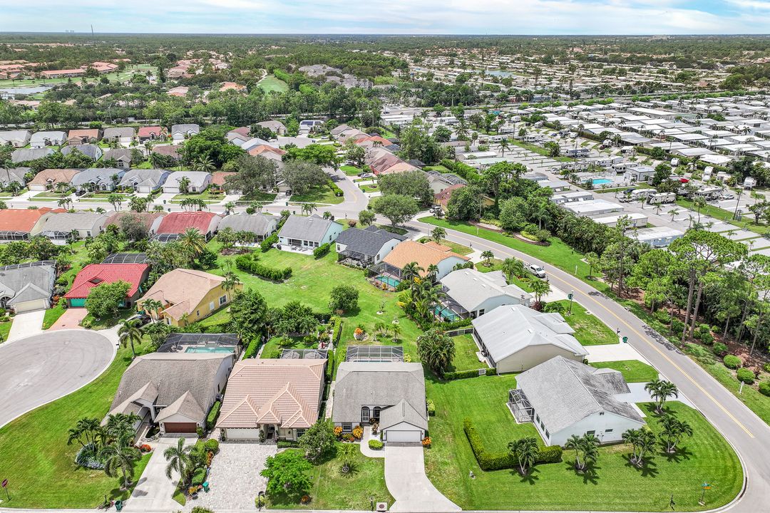 6600 Bishopgate Ln, Naples, FL 34104